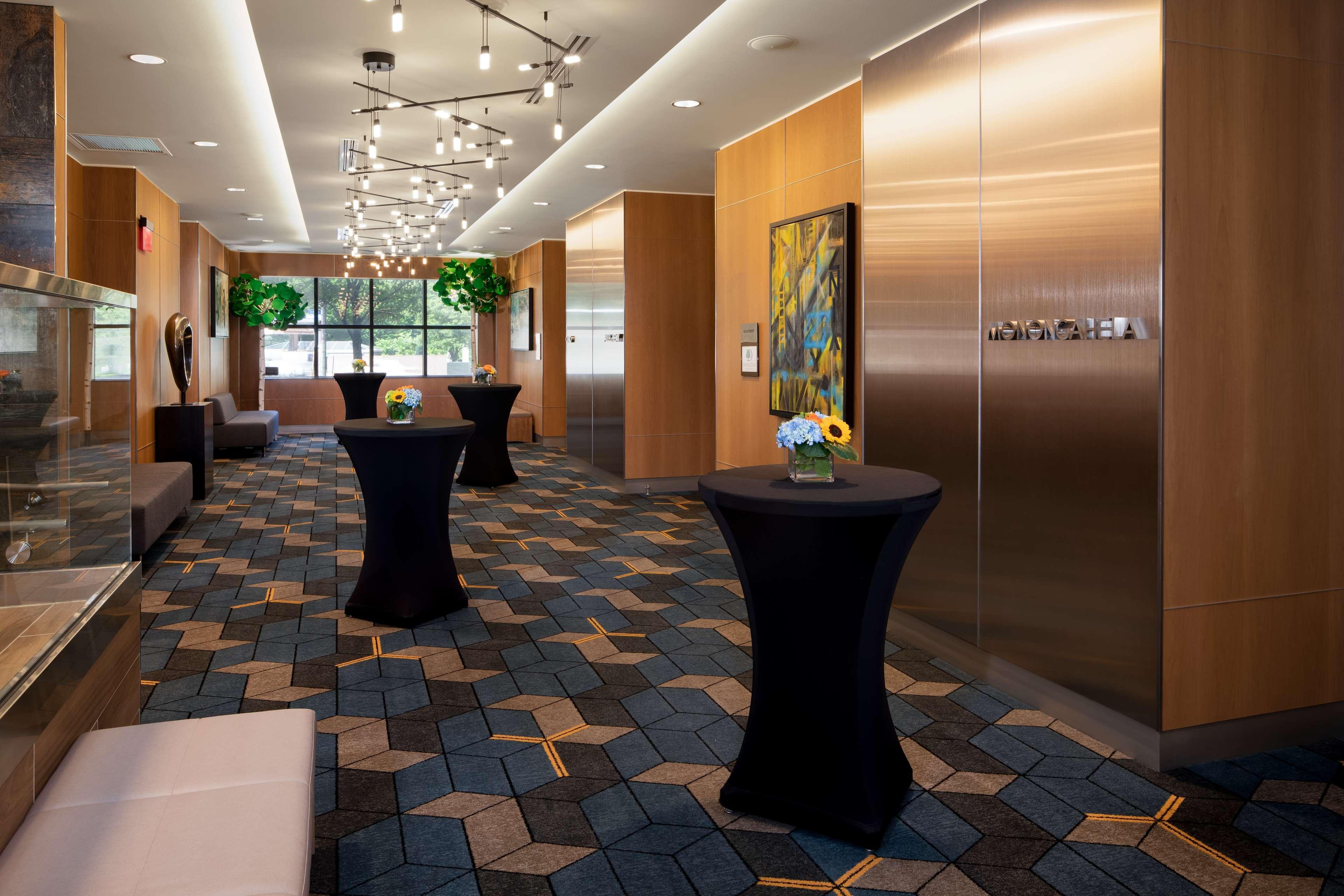 Doubletree By Hilton Hotel & Suites Pittsburgh Downtown Zewnętrze zdjęcie