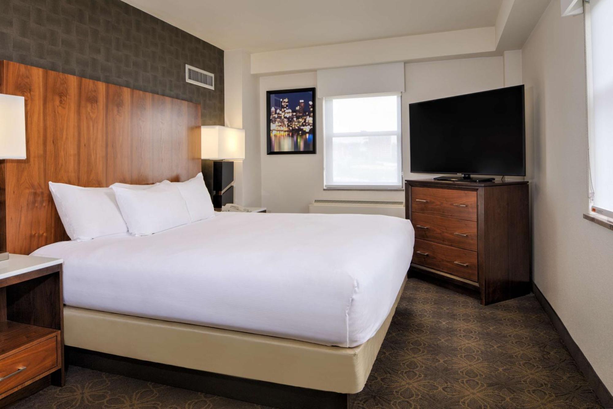 Doubletree By Hilton Hotel & Suites Pittsburgh Downtown Zewnętrze zdjęcie